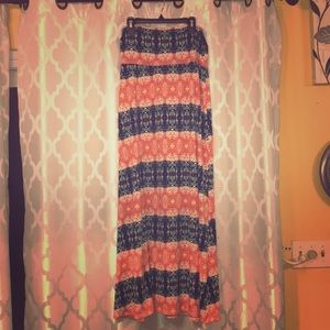 Maxi skirt